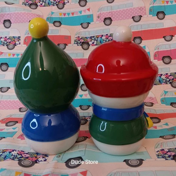 SNOWMEN 4-inch Christmas Salt & Pepper Shakers - 2 & 3 Holes - Ceramic - Picture 3 of 6